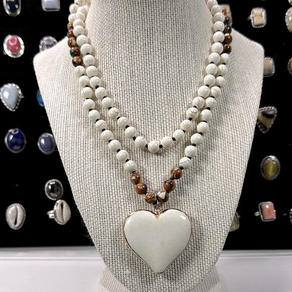 Howlite beaded white heart necklace hand knotted approximately 30” - Picture 1 of 5